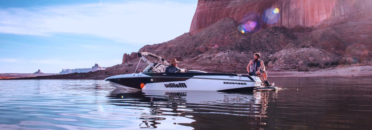 Choosing the Right Materials for Malibu Boat Floor Replacement - HJDECK