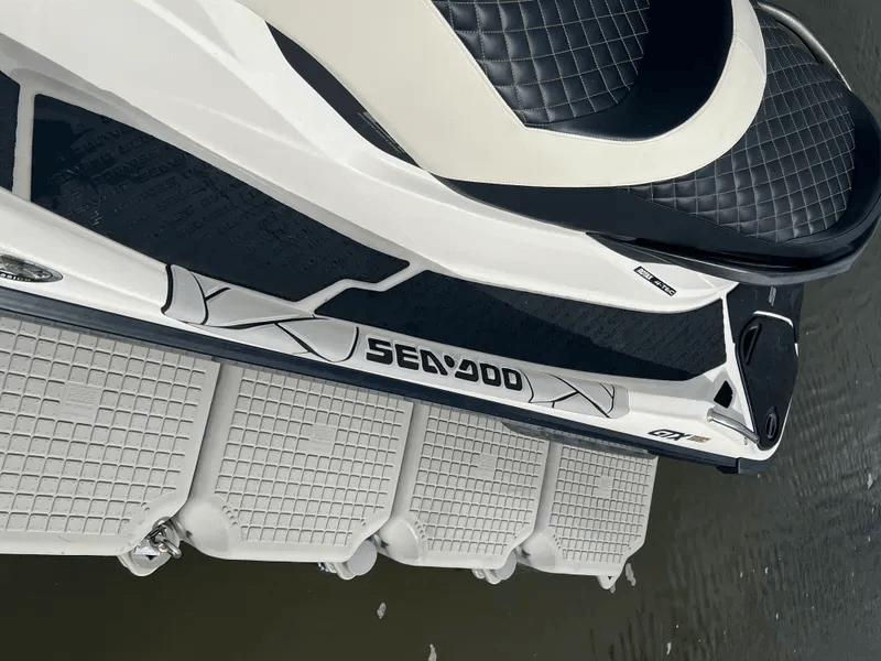 PWC Gunnel Traction Pads - HJDECK