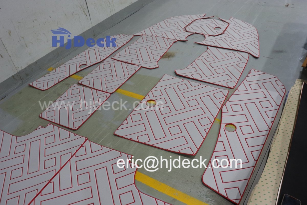 2008 Bayliner Element F21 Custom Floor Mats for Boats - HJDECK