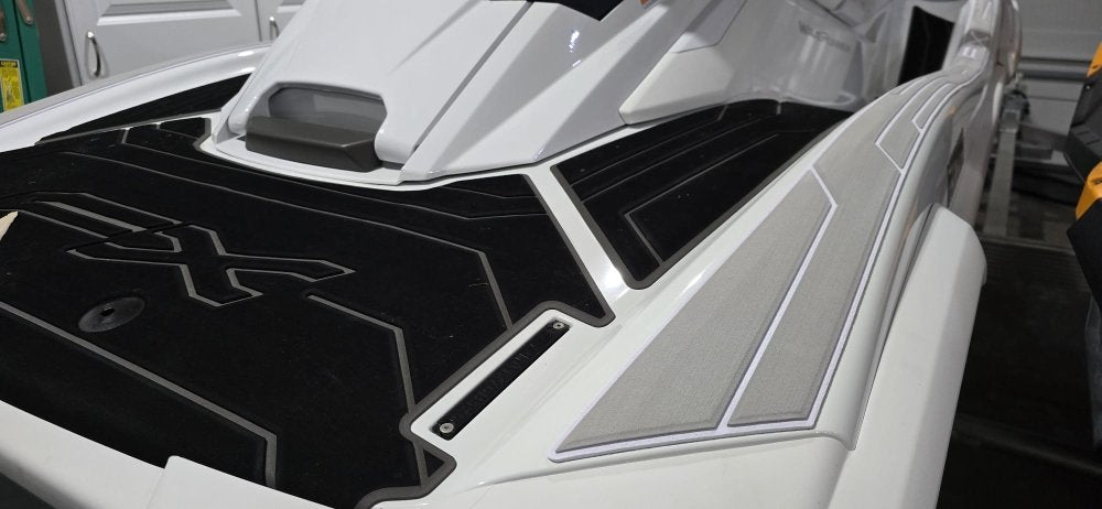 2020-2026 Yamaha FX HO / SVHO / Limited Gunnel Traction Pads - HJDECK